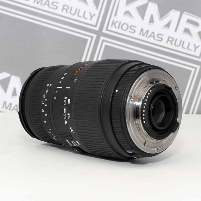 Toko Kamera Solo – Lensa Tele for DSLR Nikon – Sigma 70 300 DG Macro