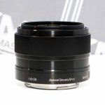 Lensa Fix Sony E 35 mm F1.8 OSS – Bekas Siap Pakai Bergaransi